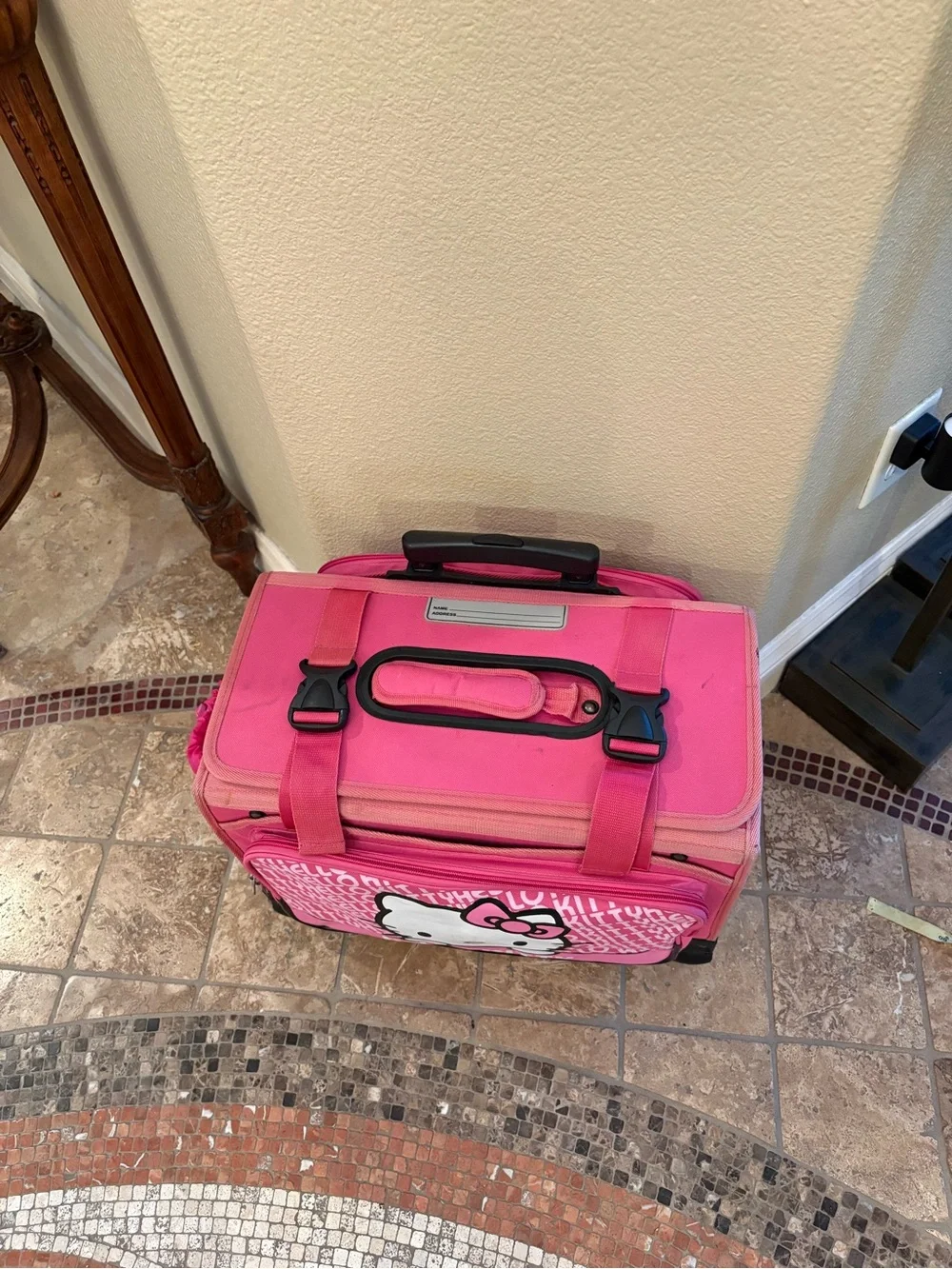 Sanrio Hello Kitty Pink Rolling Suitcase/Luggage Vintage Retro 15”x18”9-1/2”